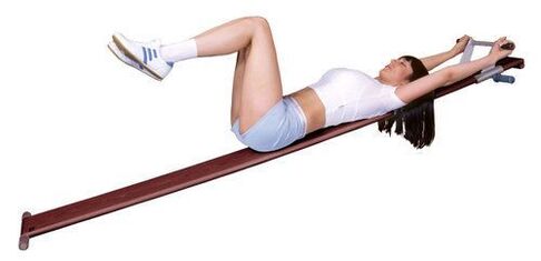 Dispositivo di allenamento per il trattamento dell'osteocondrosi a casa